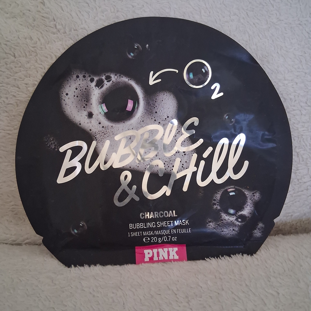 PINK Victoria's Secret Bubble & Chill Charcoal Sheet Mask - Black